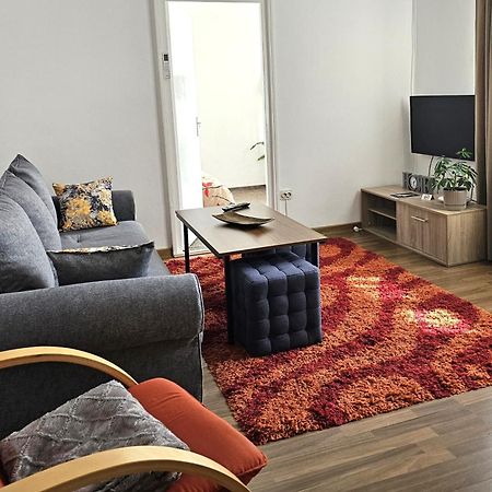 Aparthotel Sibiu Cedonia Экстерьер фото