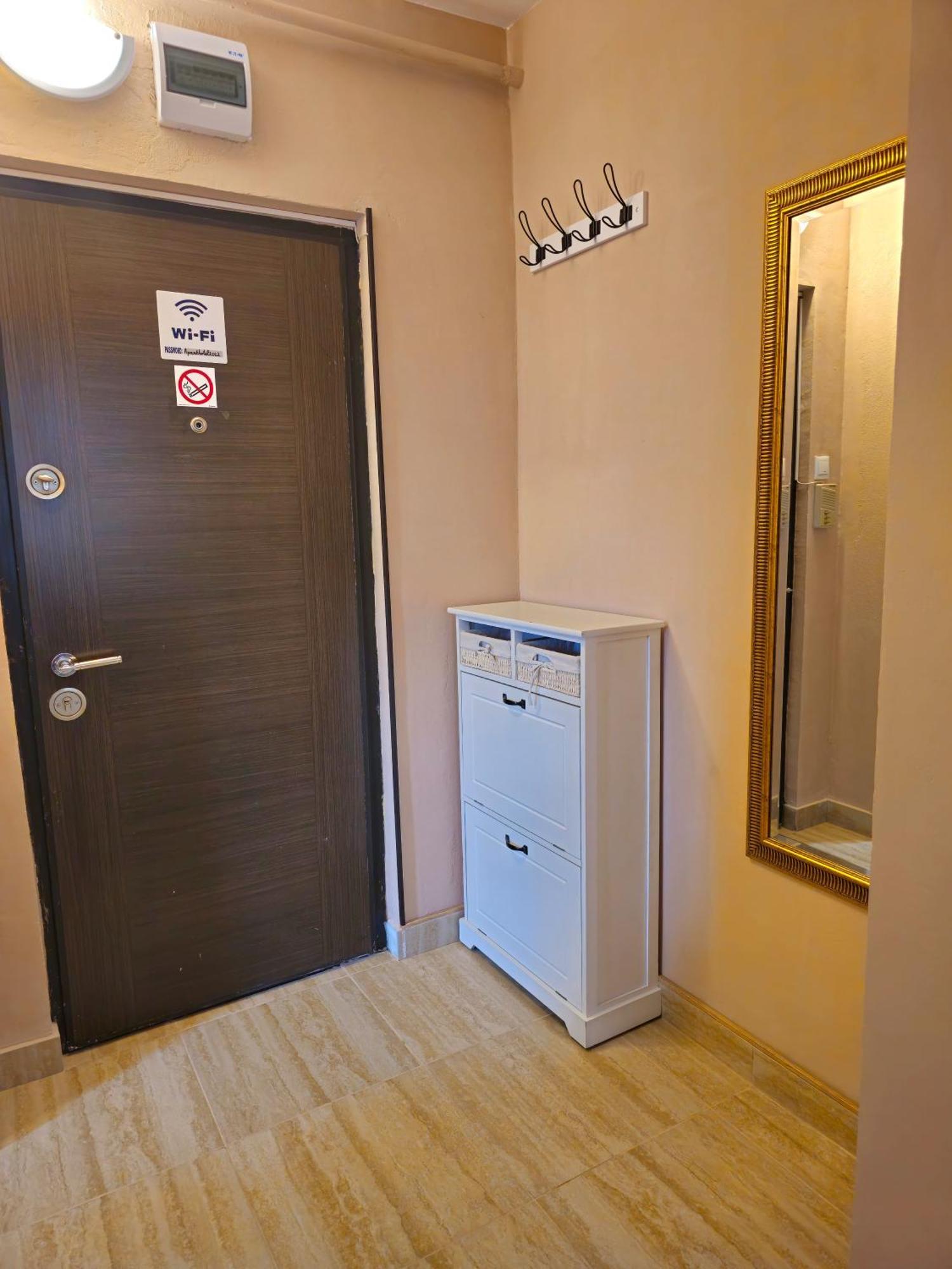 Aparthotel Sibiu Cedonia Экстерьер фото